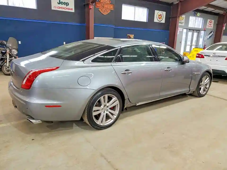 SAJWA2GB6BLV07658 2011 JAGUAR XJ-2