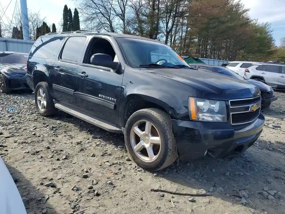 1GNSKJE79DR251185 2013 CHEVROLET SUBURBAN-3