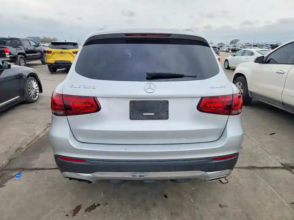 WDC0G8EB7LF676140 2020 MERCEDES-BENZ GLC 300 4M-5