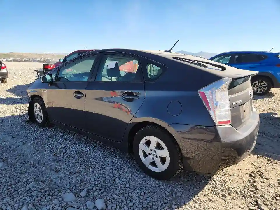 JTDKN3DU4A0157864 2010 TOYOTA PRIUS II-1