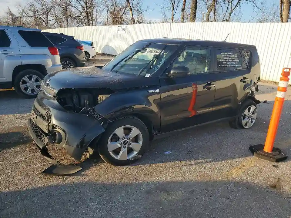 KNDJN2A26H7475575 2017 KIA SOUL BASE-0