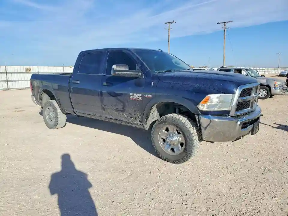 3C6UR5CJ7JG189467 2018 RAM 2500-3