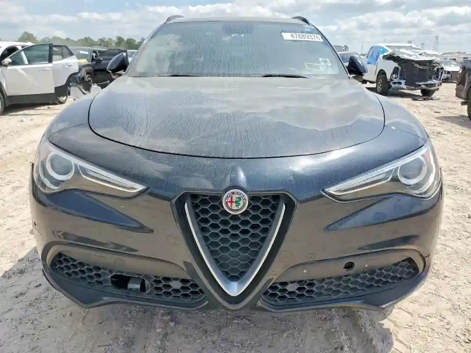 ZASFAKNN1J7B72951 2018 ALFA ROMEO STELVIO-4
