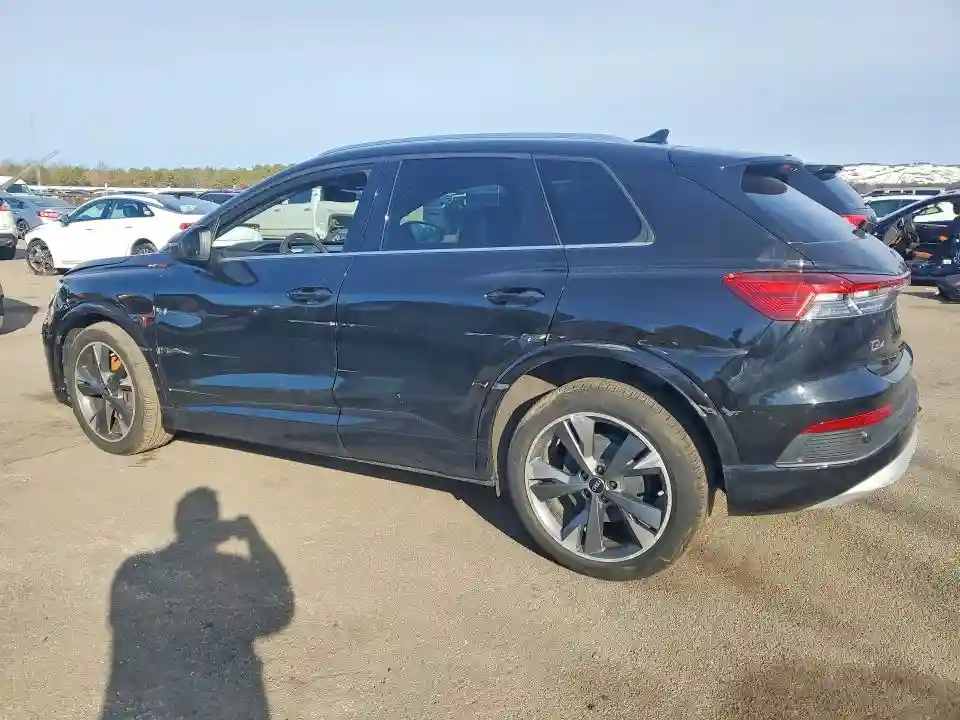 WA1H2BFZ3NP030259 2022 AUDI Q4 E-TRON-1