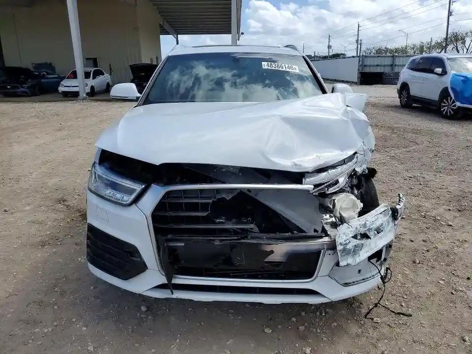 WA1FCCFS9HR017778 2017 AUDI Q3-4