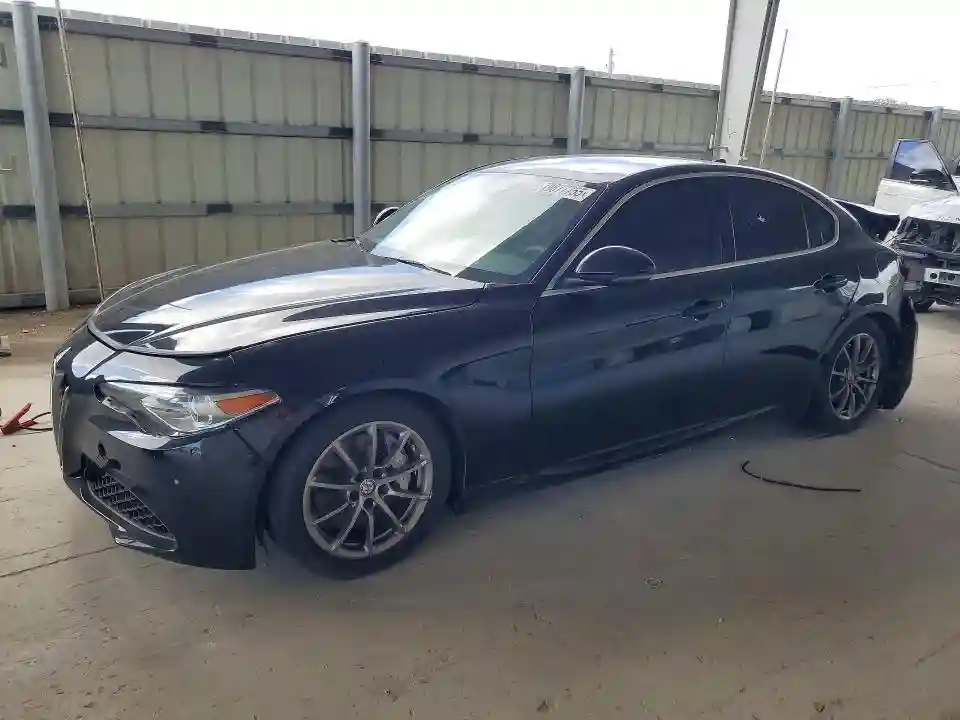 ZARFAEBN1J7593122 2018 ALFA ROMEO GIULIA-0