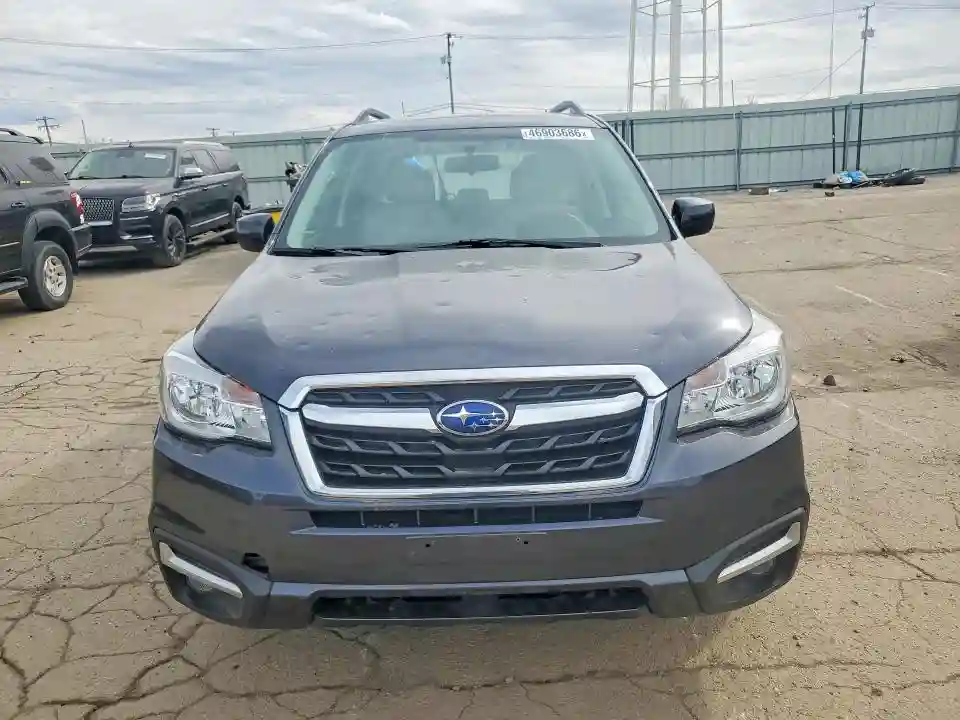 JF2SJAGCXJH539502 2018 SUBARU FORESTER-4
