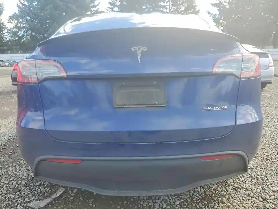 7SAYGDEF1NF397619 2022 TESLA MODEL Y-5