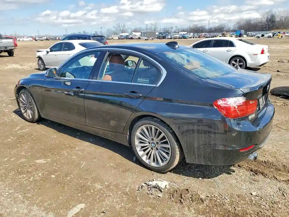 WBA3B3C58DF535657 2013 BMW 3 SERIES-1