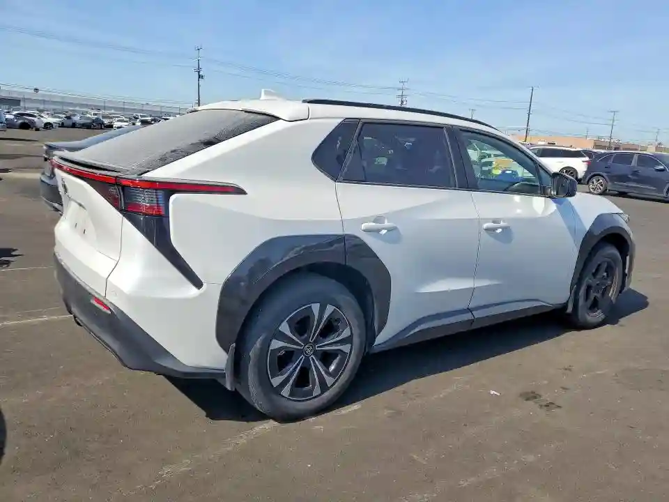 JTMAAAAA4PA000263 2023 TOYOTA ALL OTHER-2