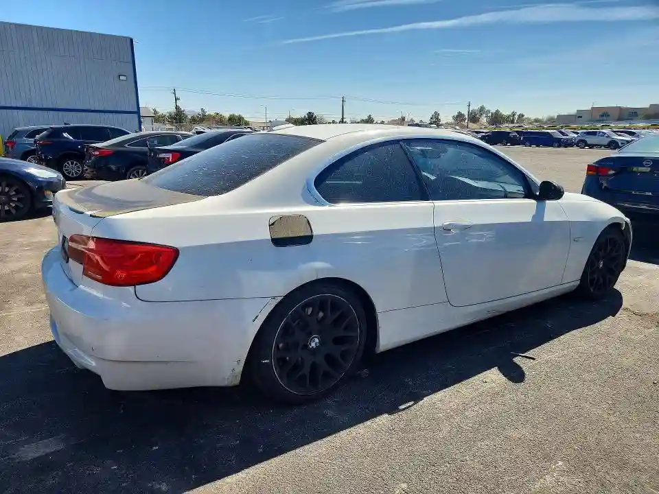 WBAKE5C54BE574005 2011 BMW 3 SERIES-2
