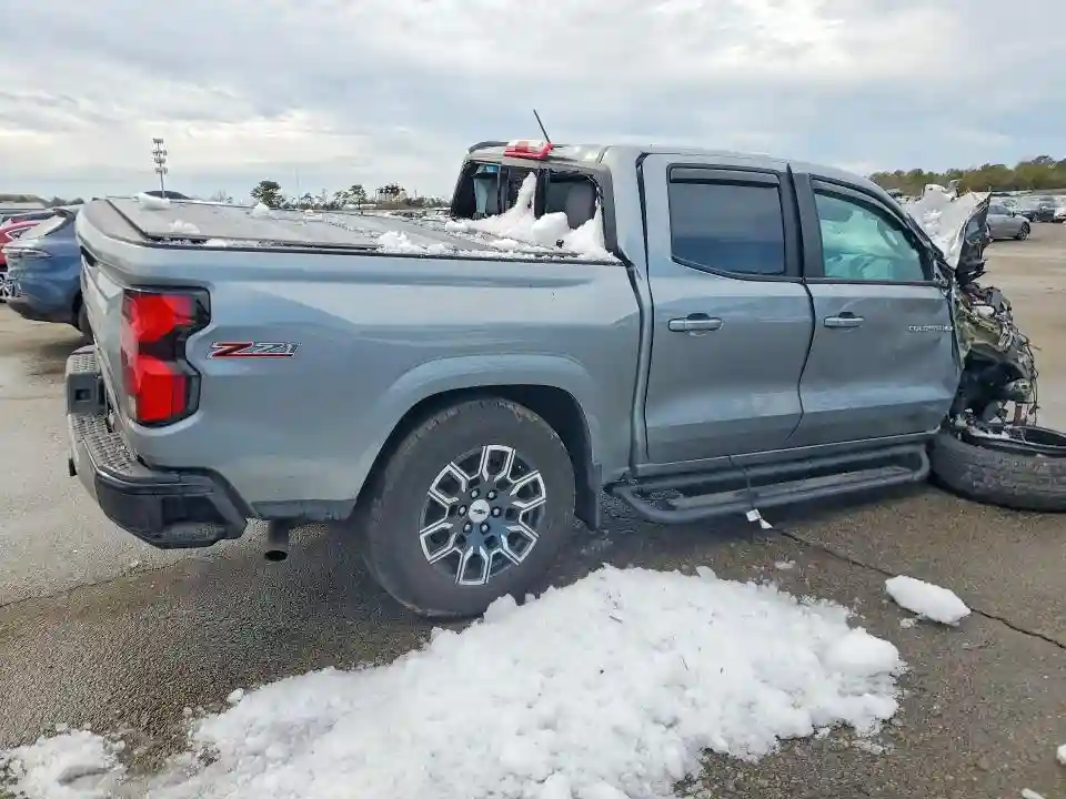 1GCPTDEK0P1187395 2023 CHEVROLET COLORADO-2