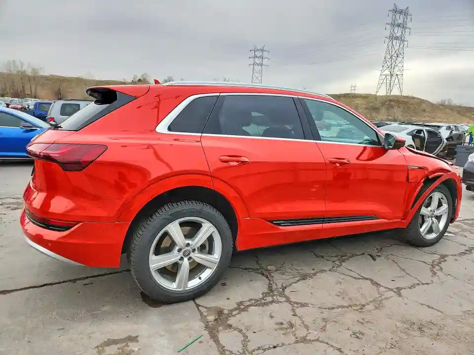 WA1LAAGEXKB014491 2019 AUDI E-TRON-2
