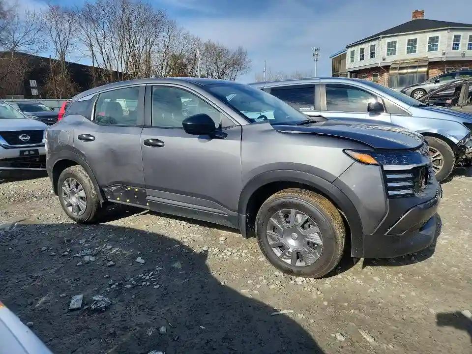 3N8AP6BB8SL377929 2025 NISSAN KICKS-3