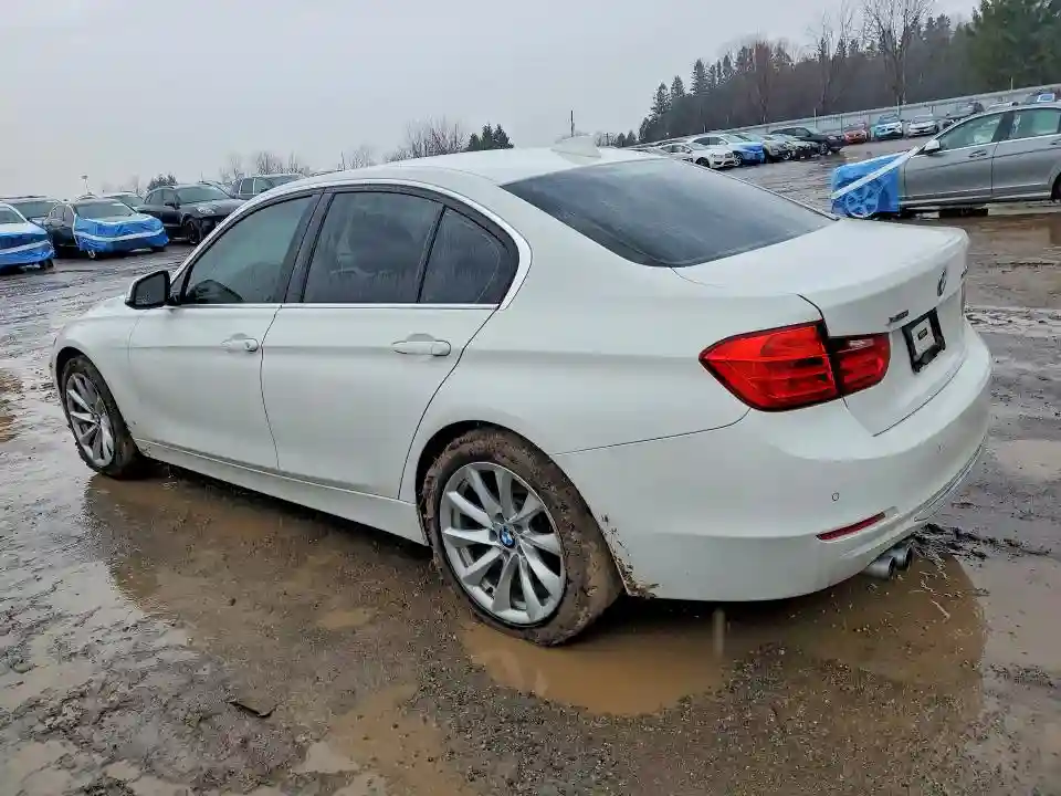 WBA3B3C55DF535406 2013 BMW 3 SERIES-1