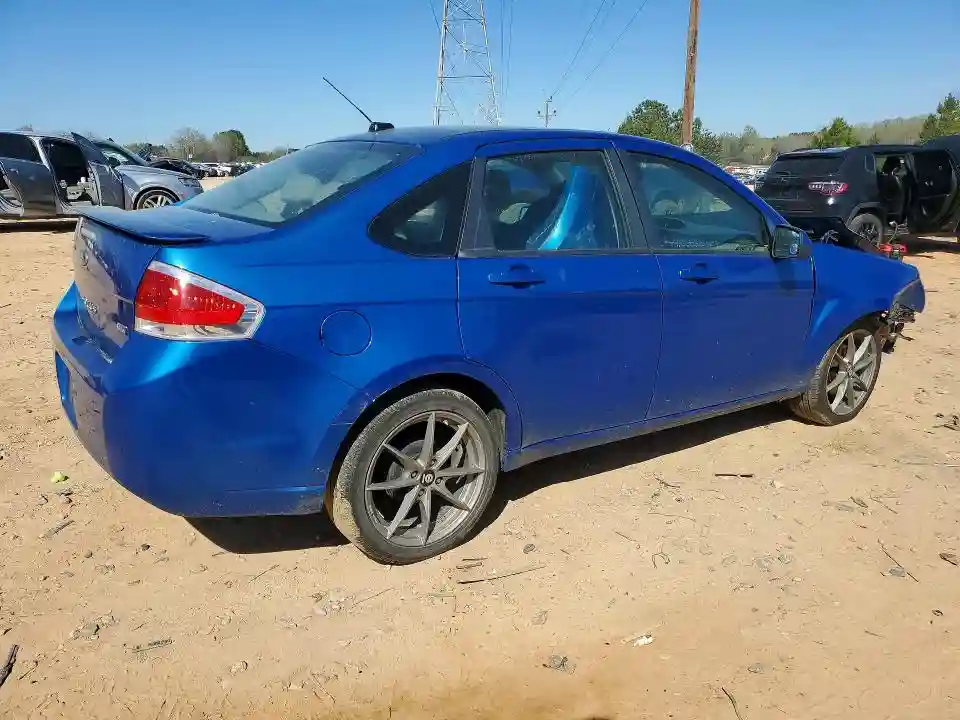 1FAHP3GN9BW163009 2011 FORD FOCUS-2