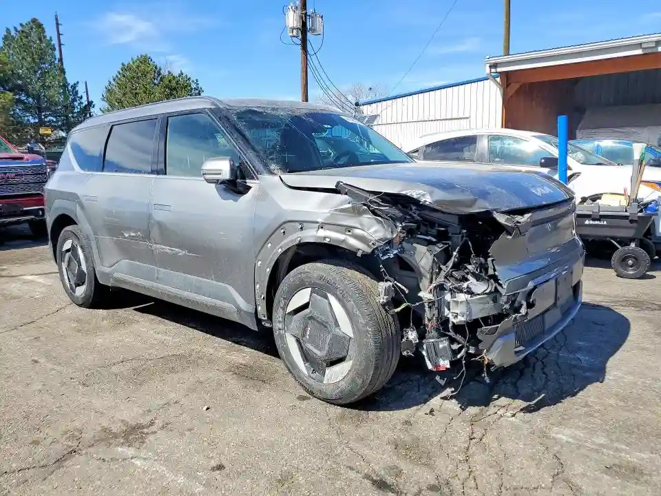 KNDAFFS56R6022495 2024 KIA ALL OTHER-3