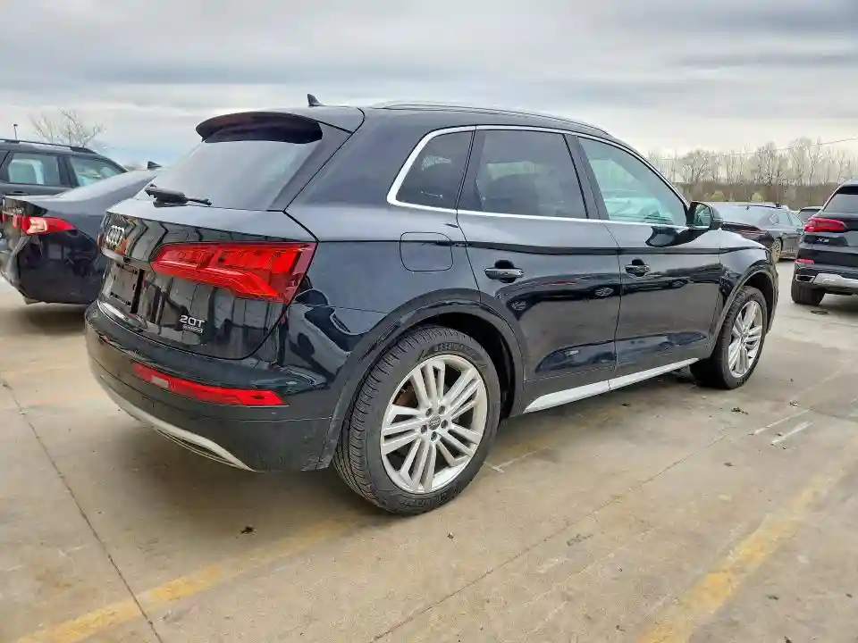 WA1BNAFY9J2002973 2018 AUDI Q5-2