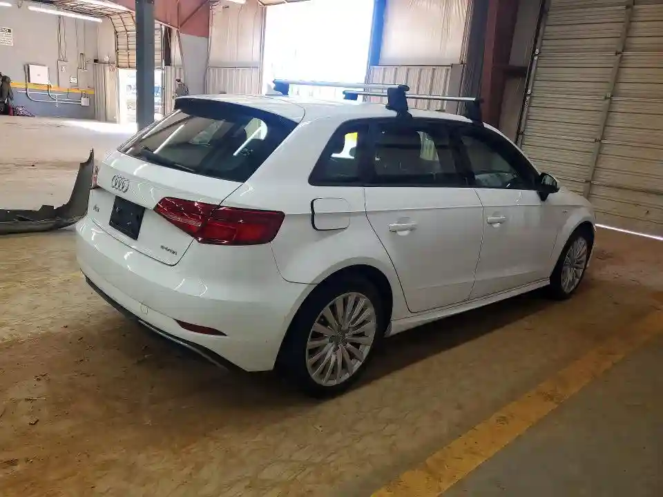 WAUUPBFF5HA074165 2017 AUDI A3-2