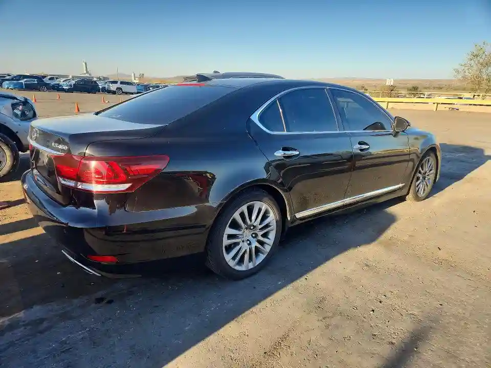 JTHBL5EFXG5143365 2016 LEXUS LS500-2