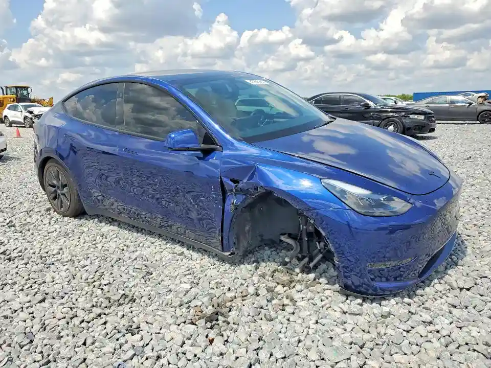 7SAYGDED4SF249216 2025 TESLA MODEL Y-3