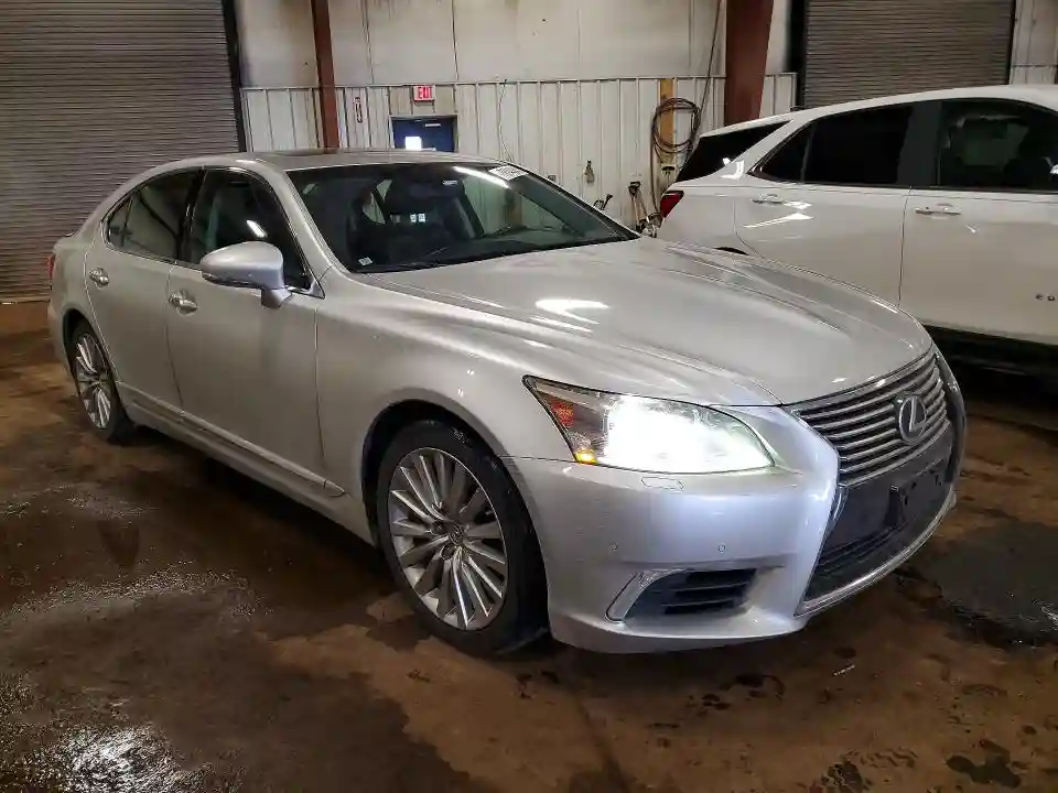 JTHCL5EF5F5024366 2015 LEXUS LS500-3