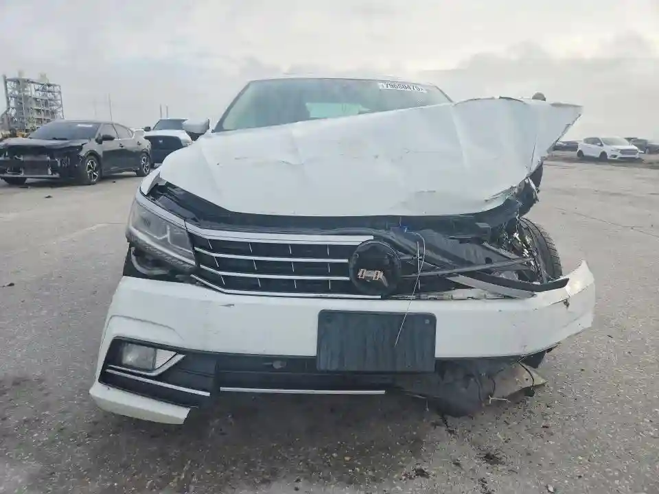 1VWBT7A30GC067415 2016 VOLKSWAGEN PASSAT-4