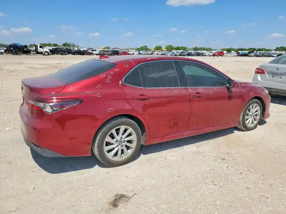 4T1C11AK9NU663448 2022 TOYOTA CAMRY-2