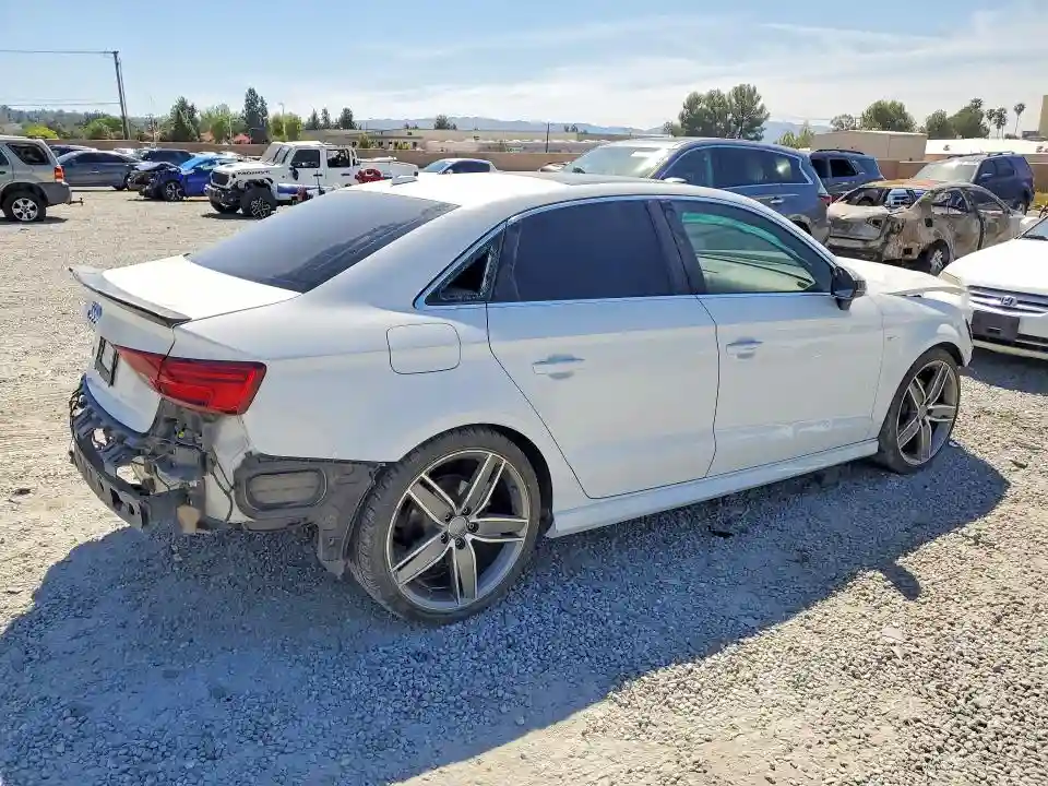 WAUGUGFF3H1046013 2017 AUDI A3-2