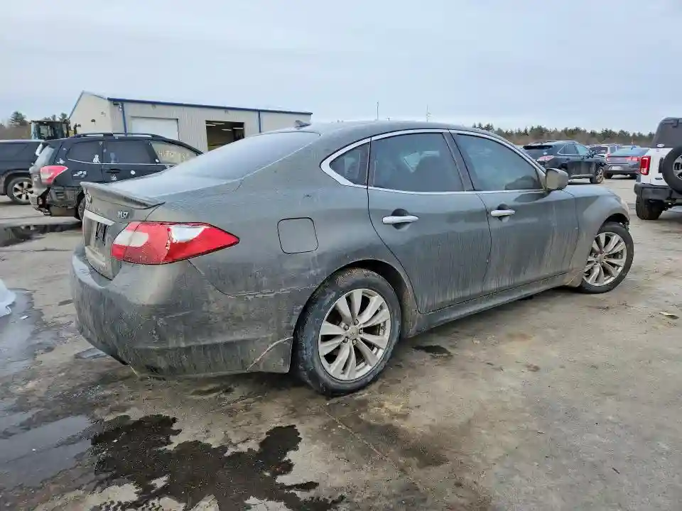 JN1BY1AP5BM320108 2011 INFINITI M37-2