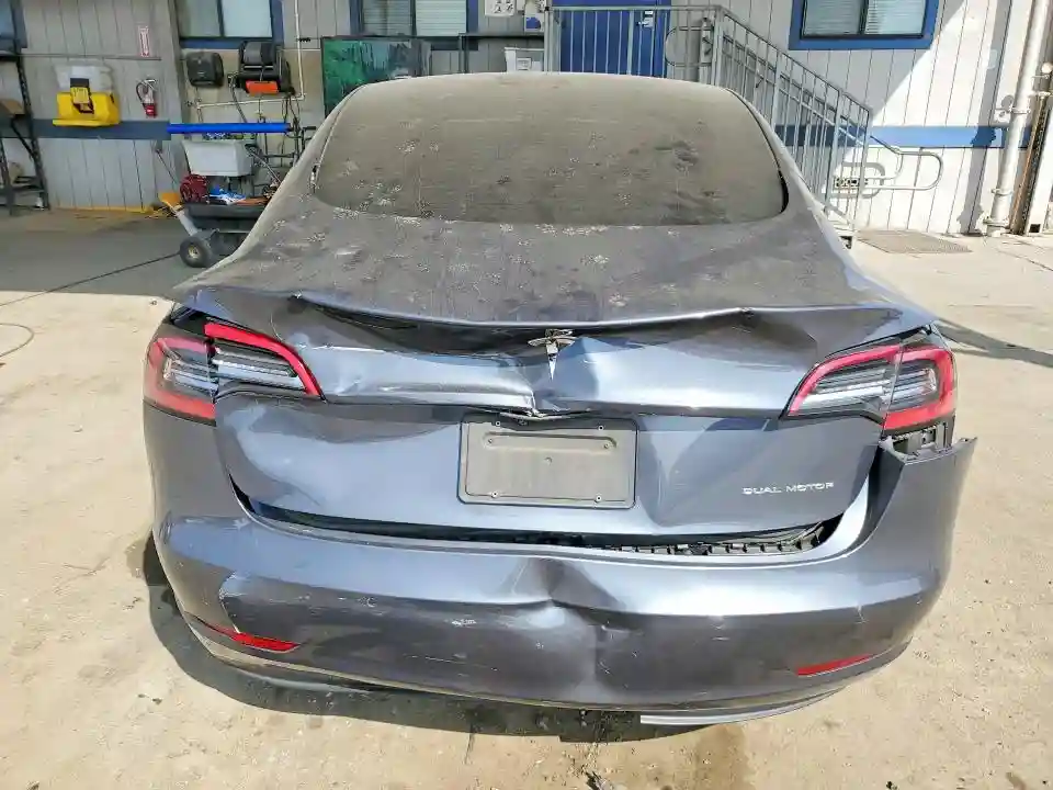 5YJ3E1EB9NF172406 2022 TESLA MODEL 3-5