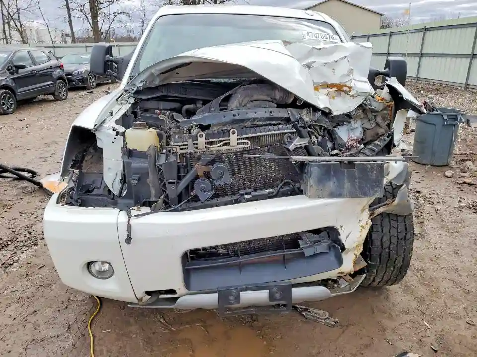 1N6AA0EC9DN310917 2013 NISSAN TITAN-4