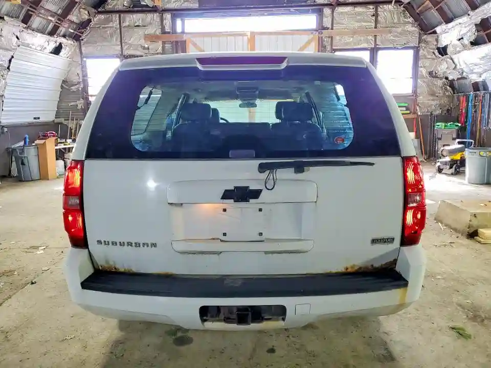1GNUCHE07AR100830 2010 CHEVROLET SUBURBAN-5