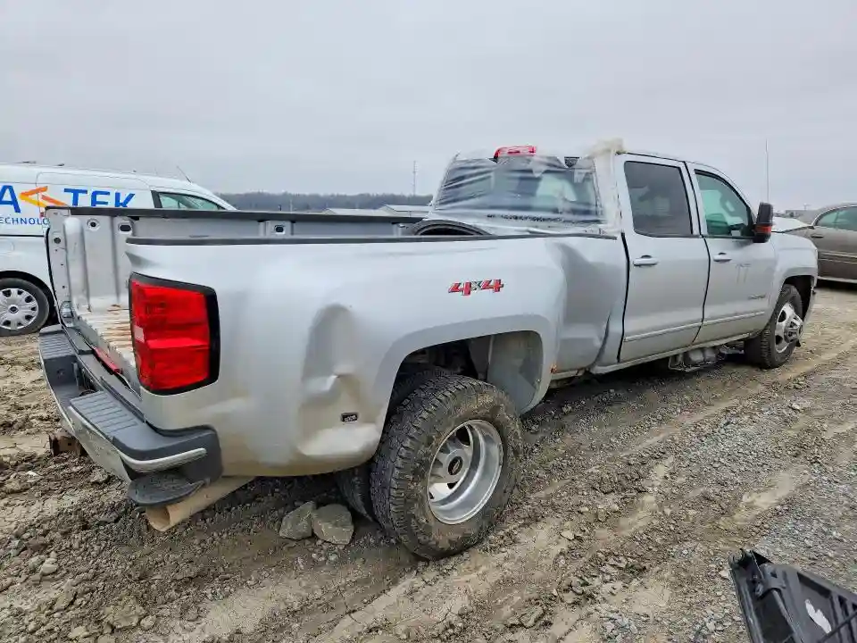 1GC4KXEY5KF154609 2019 CHEVROLET ALL MODELS-2