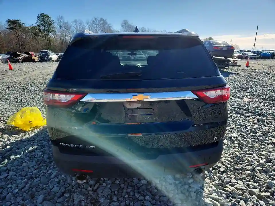 1GNEVGKW8JJ249909 2018 CHEVROLET TRAVERSE-5