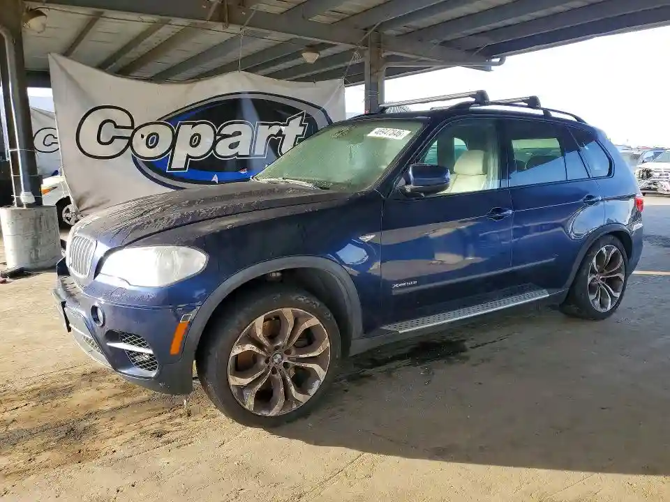 5UXZV8C56D0C16344 2013 BMW X5-0