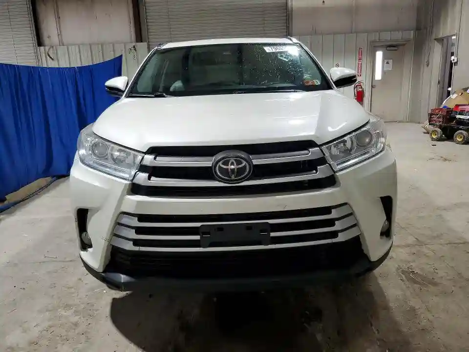 5TDJZRFH4KS598136 2019 TOYOTA HIGHLANDER-4