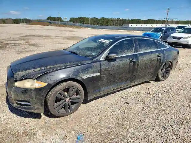 SAJWA2GB7BLV03182 2011 JAGUAR XJ-0