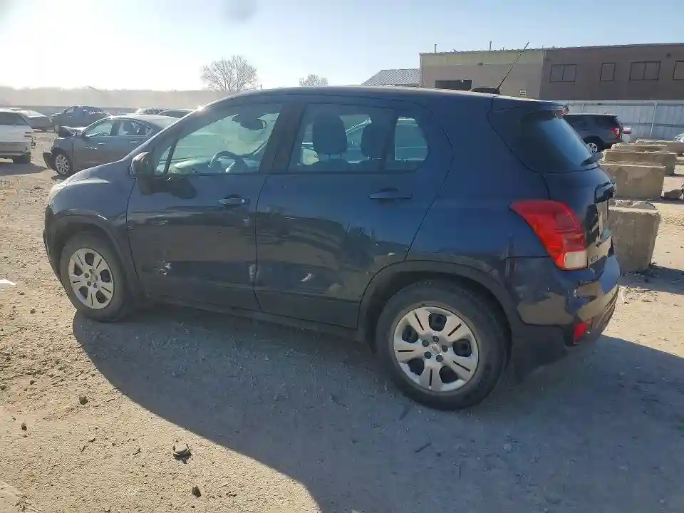 3GNCJKSBXKL166379 2019 CHEVROLET TRAX-1