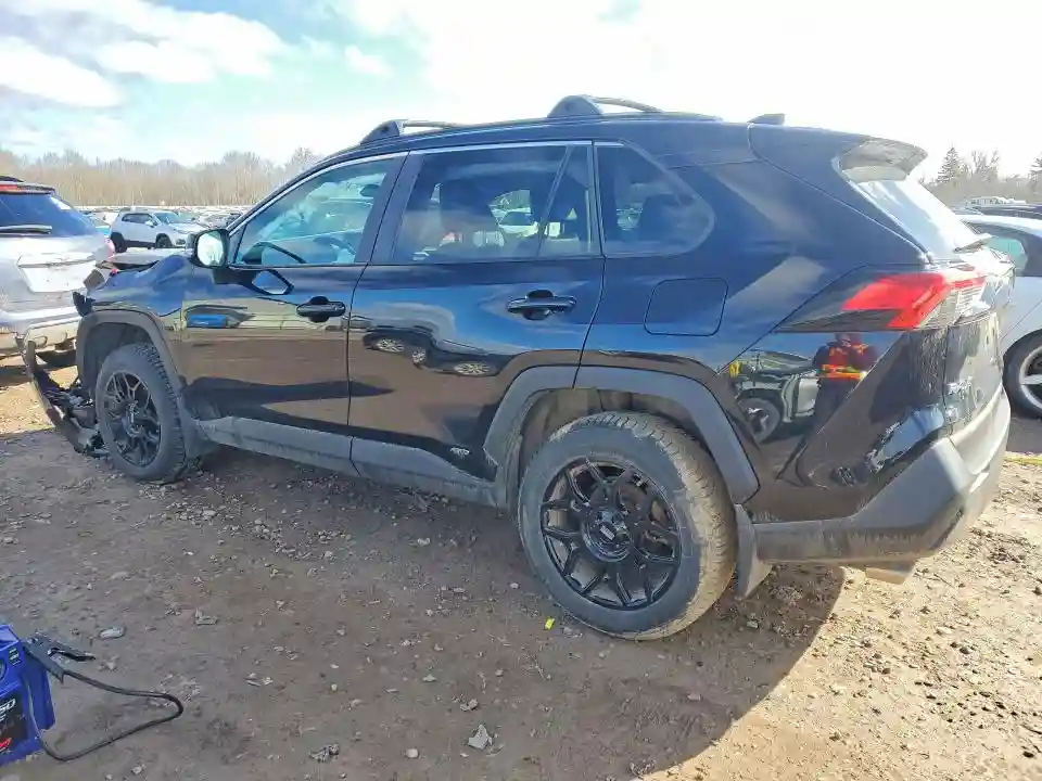 2T3B6RFV3PW043462 2023 TOYOTA RAV4-1