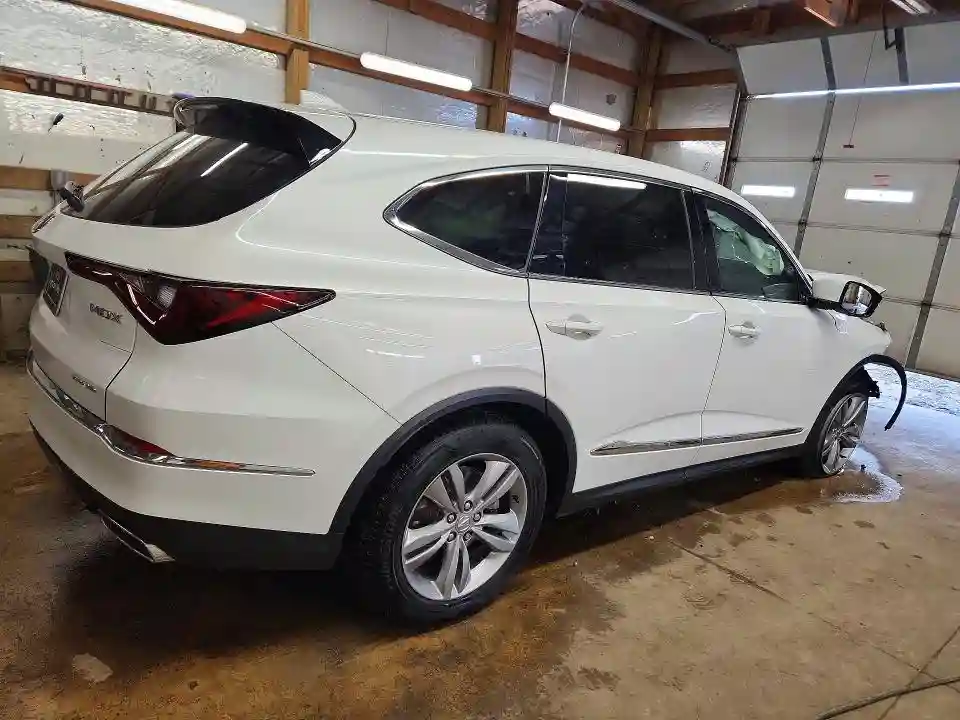 5J8YE1H32SL015126 2025 ACURA MDX-2