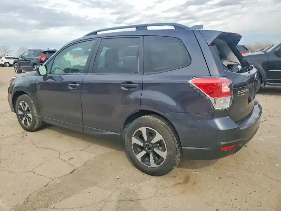 JF2SJAGCXJH539502 2018 SUBARU FORESTER-1