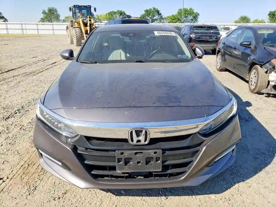 1HGCV3F5XJA009661 2018 HONDA ACCORD-4
