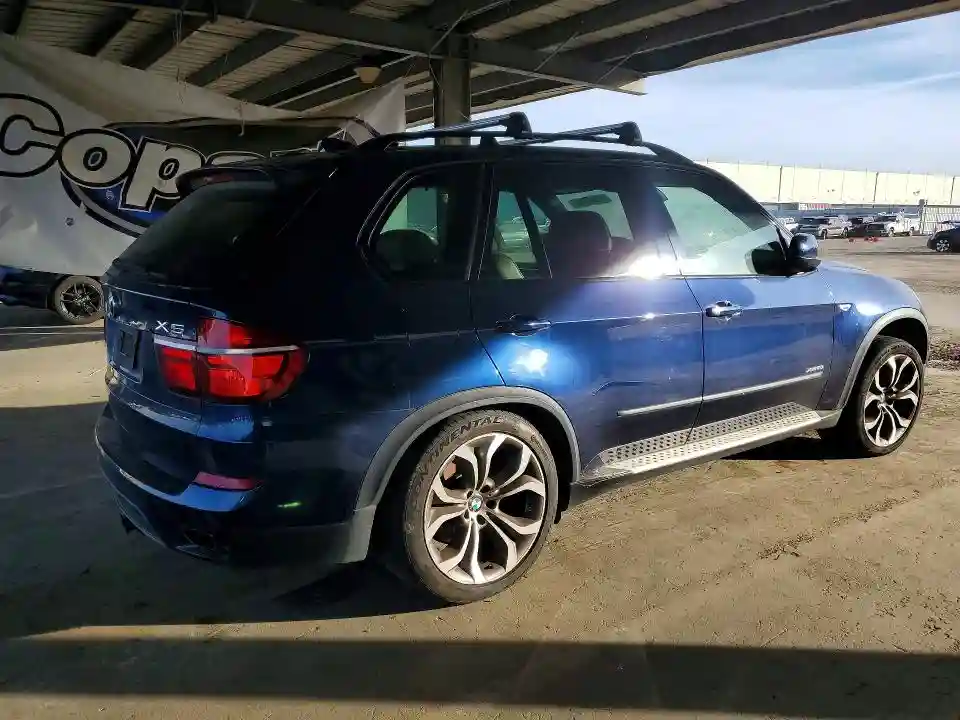 5UXZV8C56D0C16344 2013 BMW X5-2