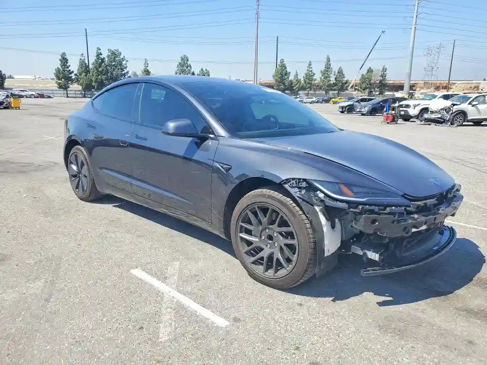 5YJ3E1EA2SF999232 2025 TESLA MODEL 3-3