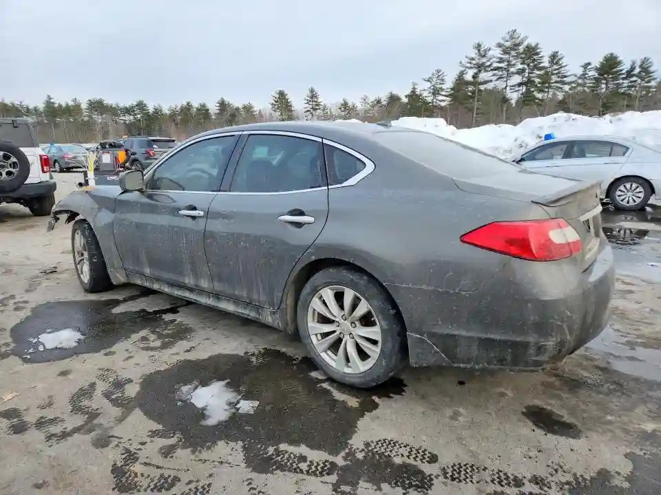 JN1BY1AP5BM320108 2011 INFINITI M37-1