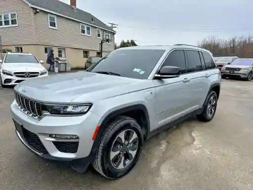 1C4RJYB66PC649198 2023 JEEP GRAND CHEROKEE-0