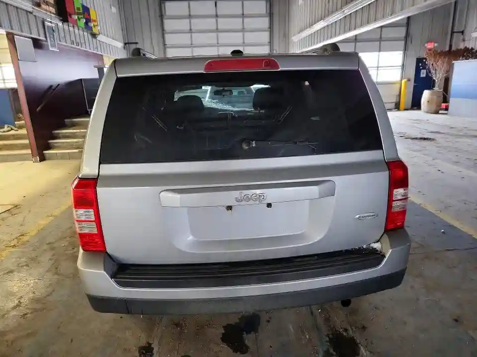 1C4NJPFB1ED740208 2014 JEEP PATRIOT-5