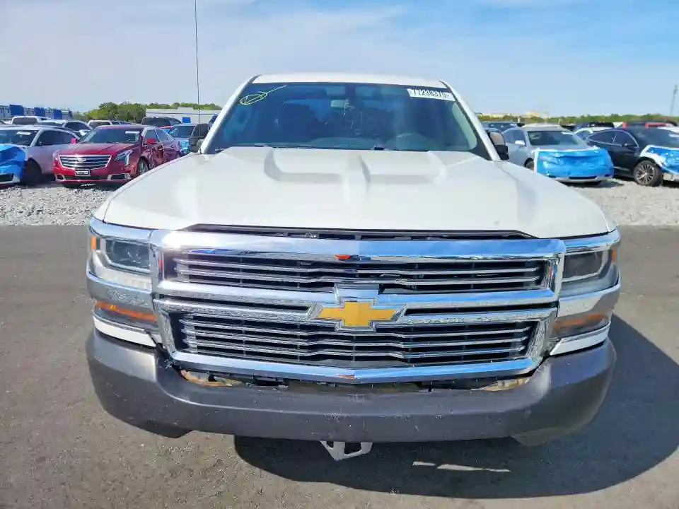 2GCRCNEC1K1118726 2019 CHEVROLET SILVERADO-4