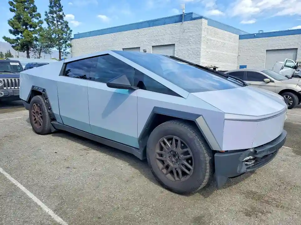 7G2CEHED0RA053444 2024 TESLA CYBERTRUCK-3